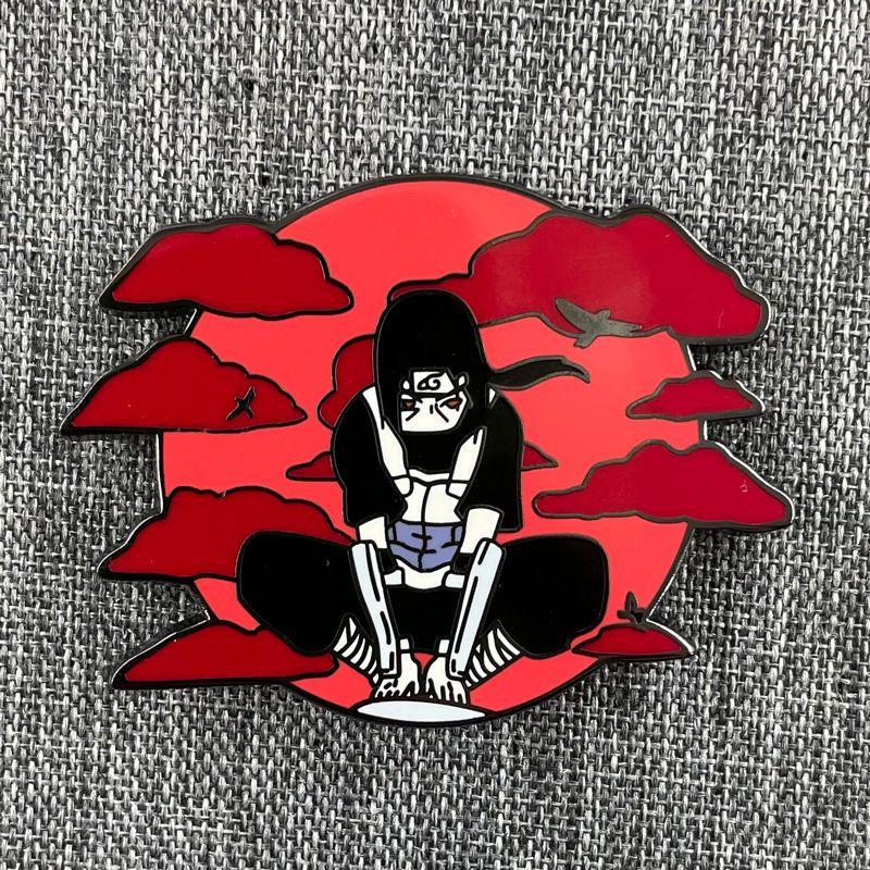 LXJERY Itachi Uchiha Brooch Na - Anime Cosplay Naruto recension och pris